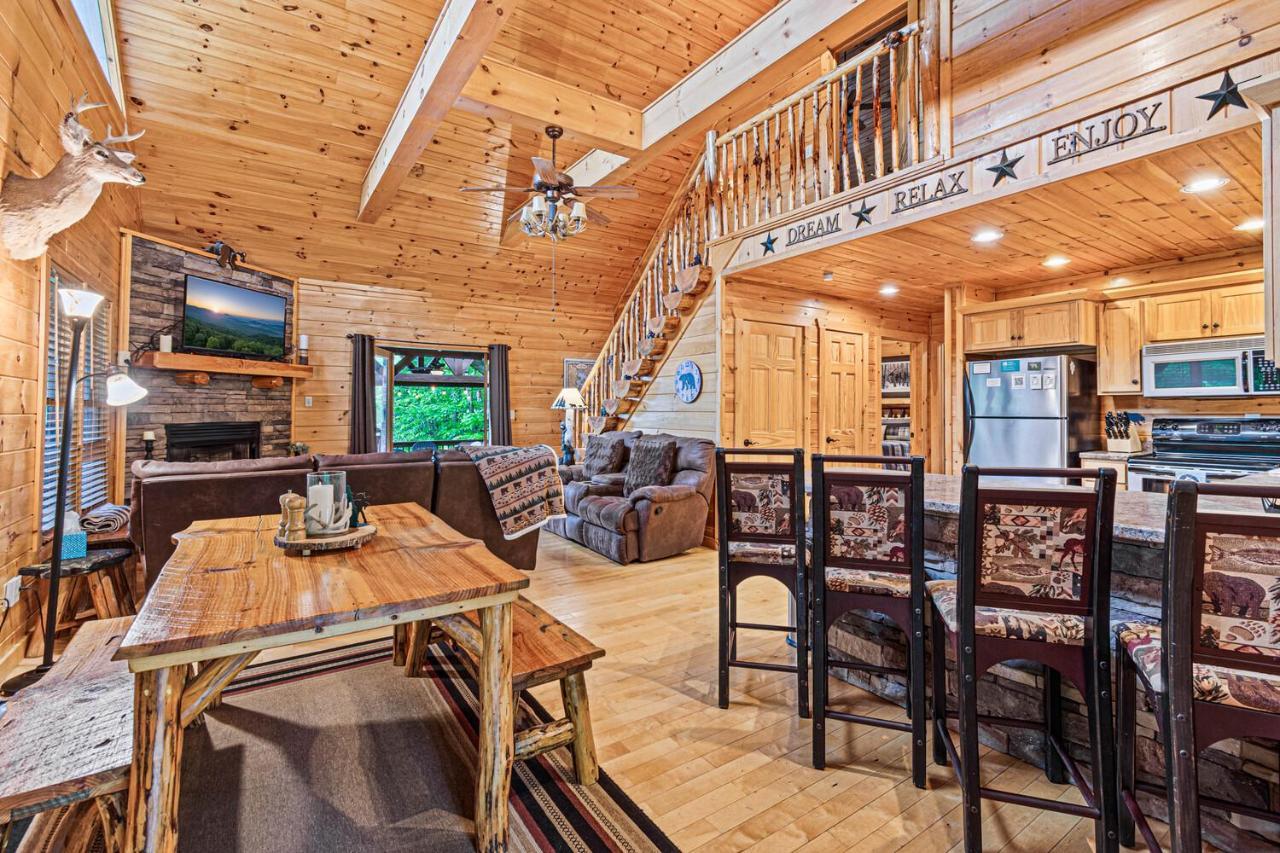Incredible Views! - Pet Friendly - Aska Adventure Area - Bearfoot Bungalow Blue Ridge Esterno foto