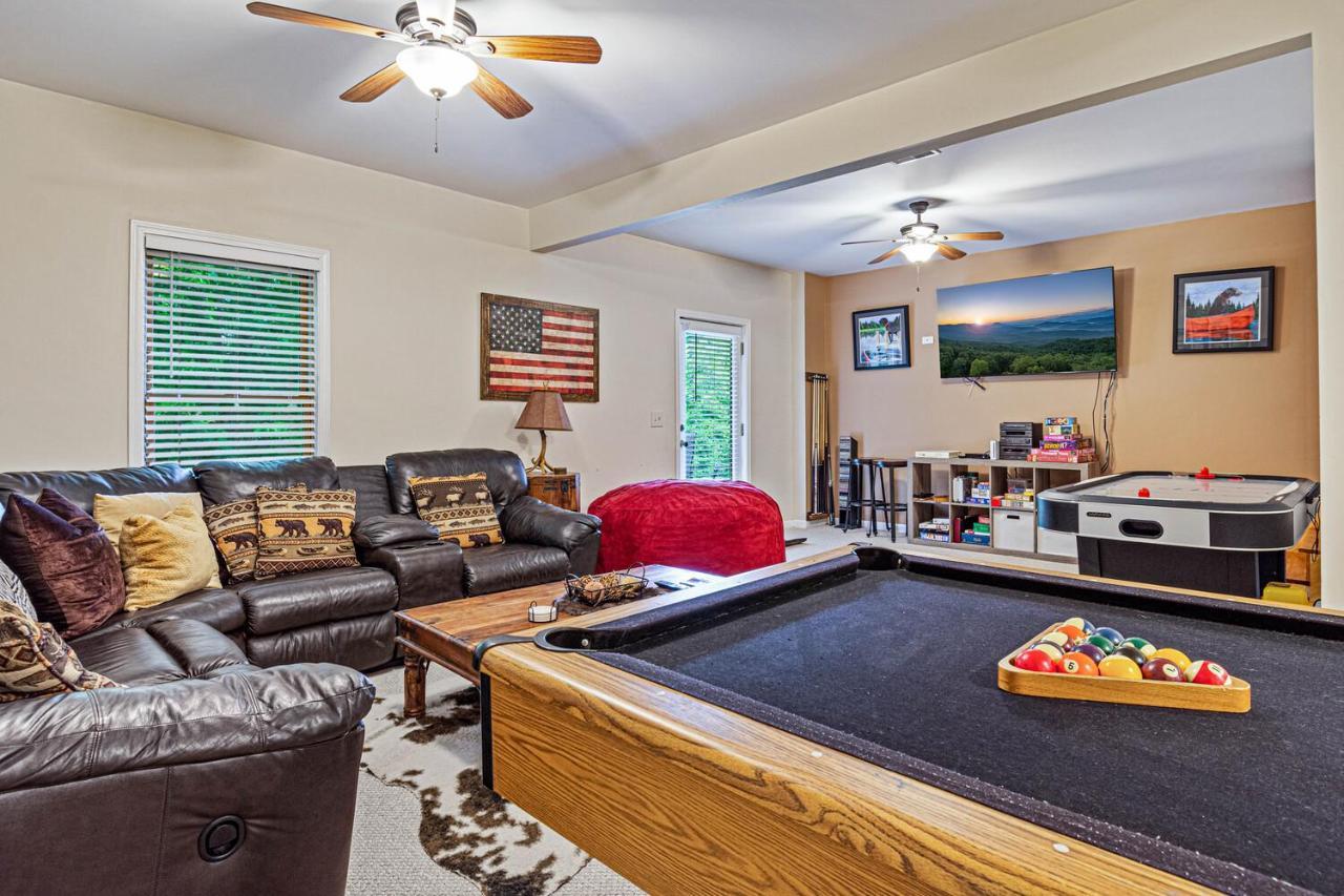 Incredible Views! - Pet Friendly - Aska Adventure Area - Bearfoot Bungalow Blue Ridge Esterno foto